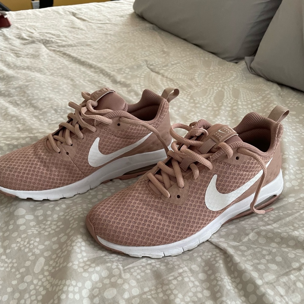 Nike Air Sneakers Women's Size 8. Pink Nude Color with White Nike Check